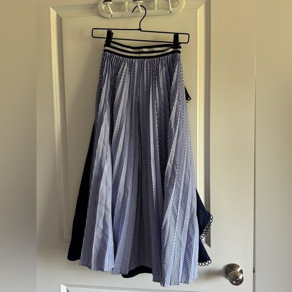 Elegant Navy Blue Embroidered 2 piece ( shirt & skirt) - Picture 6 of 9